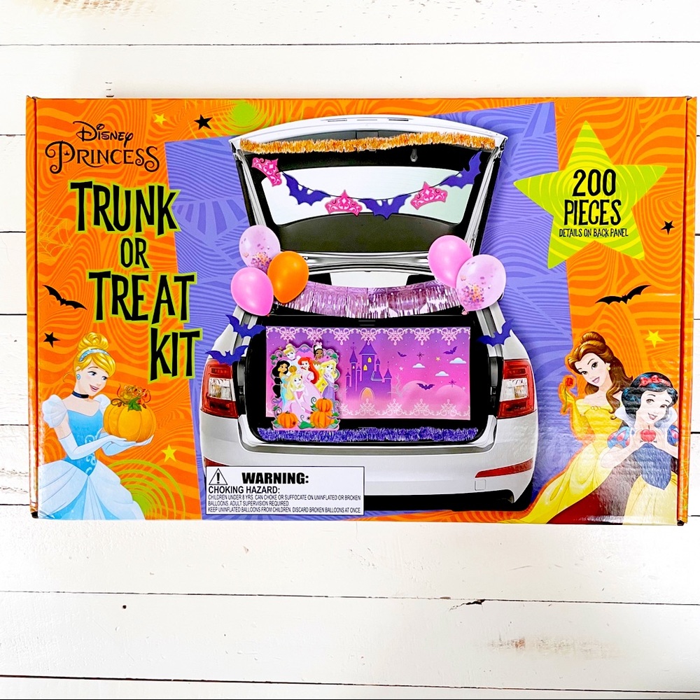 Disney Princess Halloween Trunk or Treat Car Decorating Kit | NEW - Picture 1 of 10